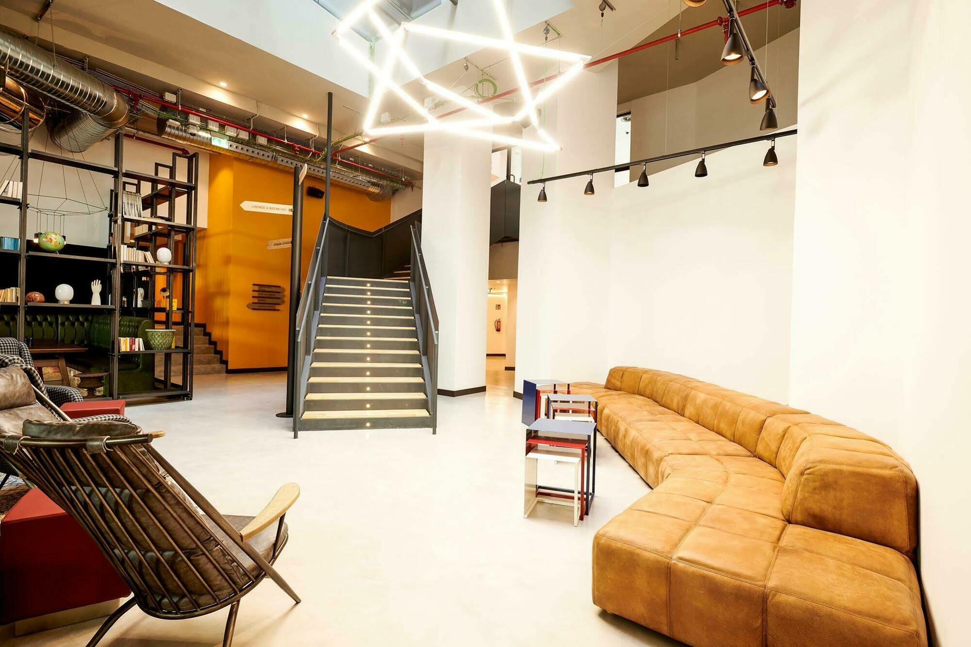 Generator Madrid Hostel Εξωτερικό φωτογραφία