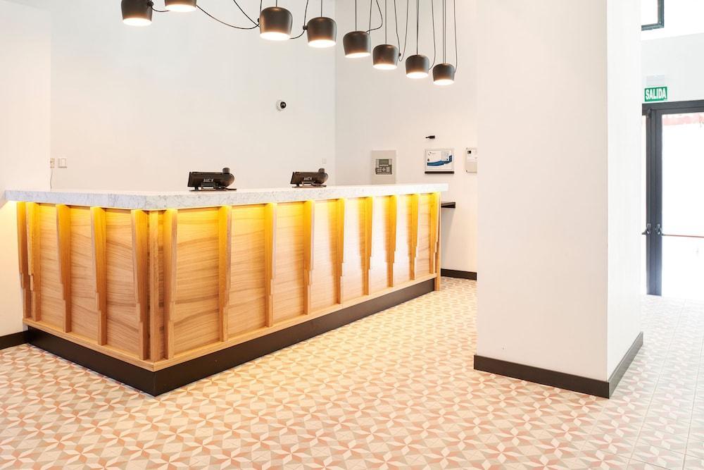 Generator Madrid Hostel Εξωτερικό φωτογραφία